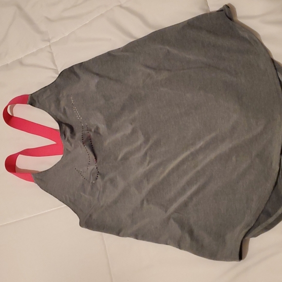 Nike Tank - Picture 1 of 4